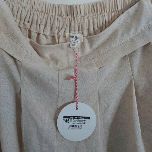 Pleated Elastic Waist Wide Leg Pant with Pockets in Oatmeal - Picture 8 of 10